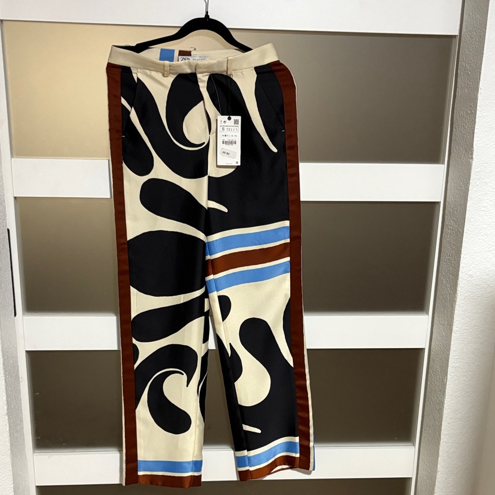 Zara Black and Cream Swirl Pants